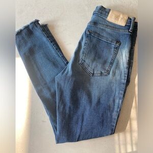 Everlane High Rise Skinny Jean